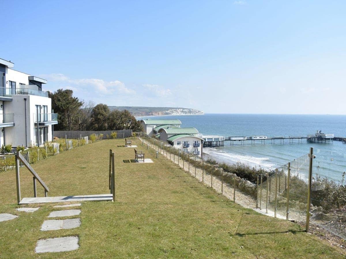 Royal Cliff Luxury Apartments - The Bay Сэнддаун Экстерьер фото